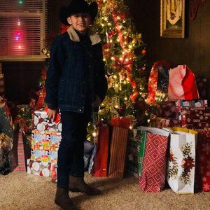 Meet your Posher, Diego